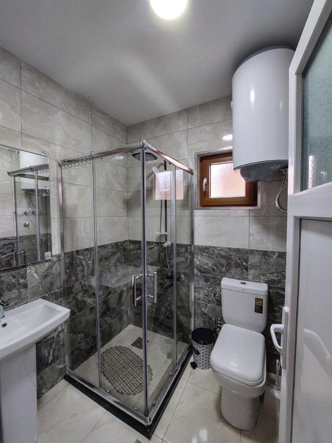 Eleon Motel Brezovice Buitenkant foto